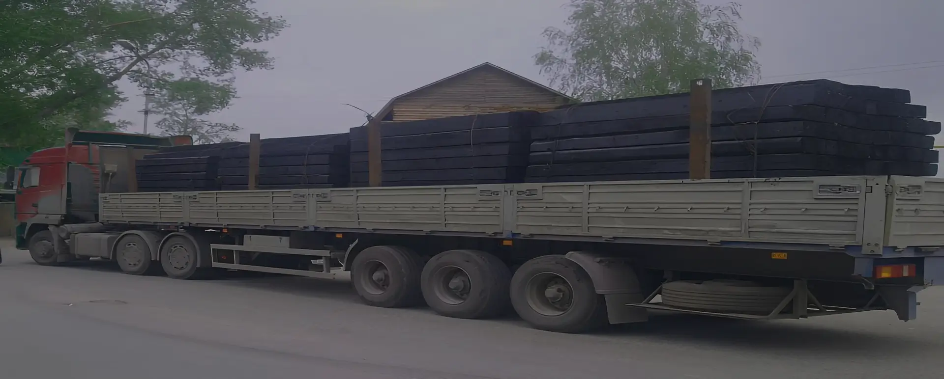 Сервис от транспортной компании по доставке шпал по России из Вилючинска автотранспортом